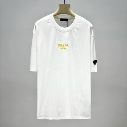 Футболка Prada