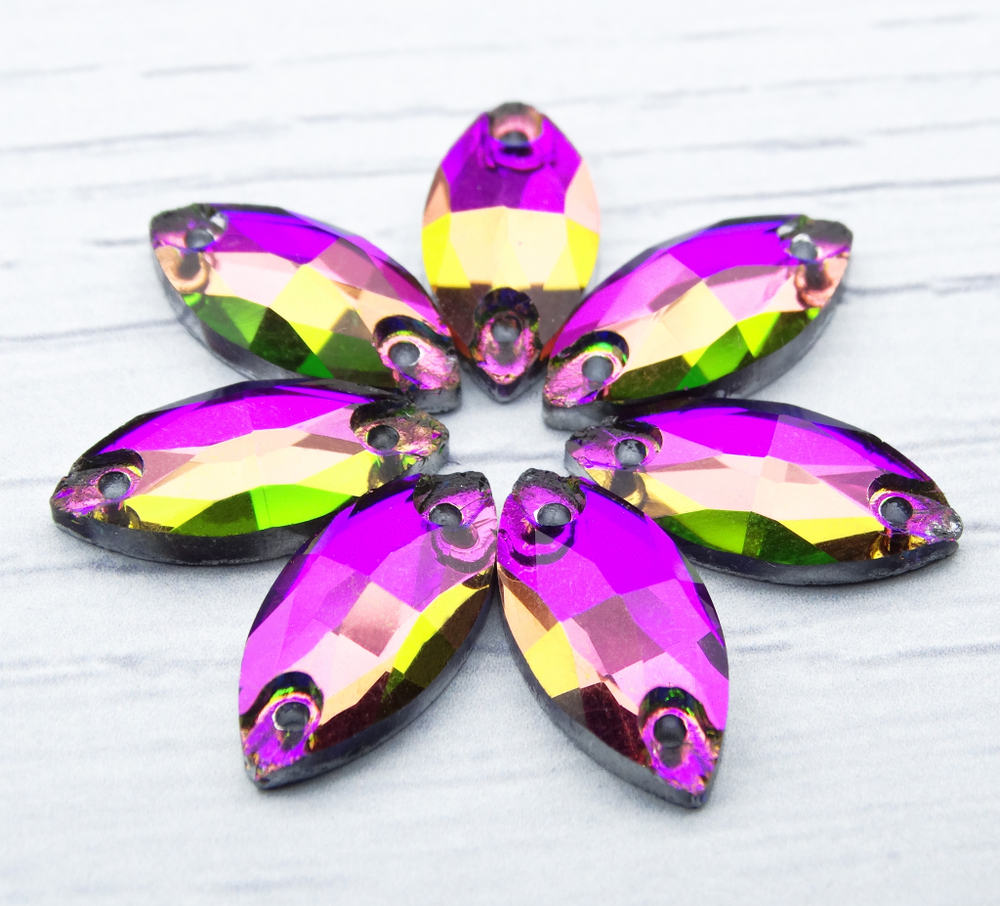 МИ014НН612 Хрустальные стразы пришивные "лодочка", цвет: радужный, размер: 6х12 мм, 15 шт.