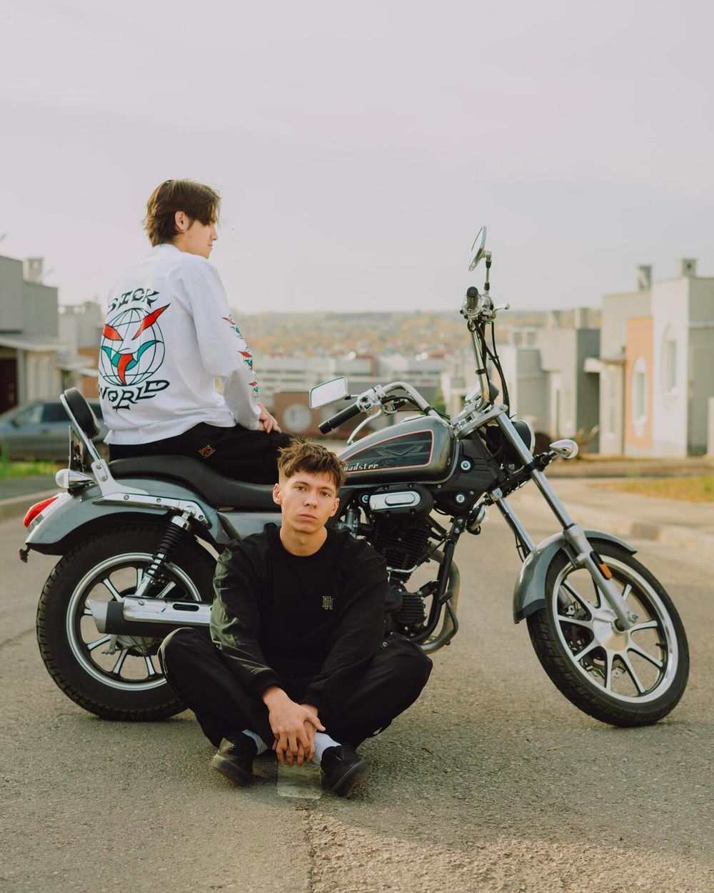 Лонгслив Подполье черный