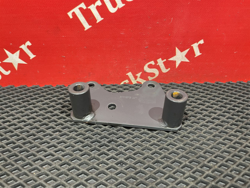 Кронштейн замка кабины левый 2019 год.