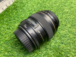 Canon EF 85mm 1.8 USM