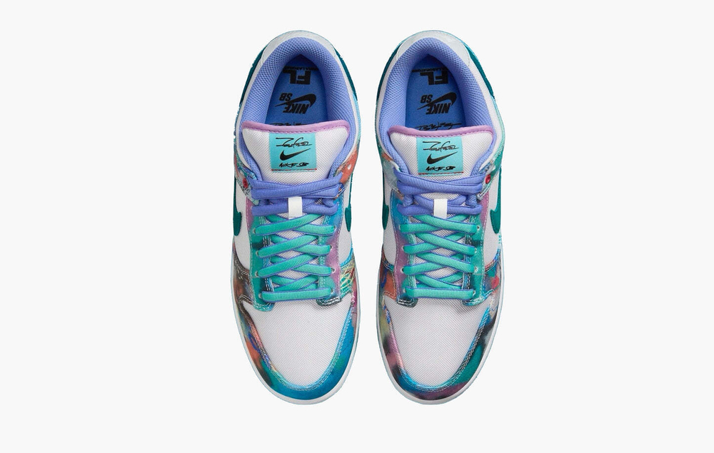 Nike SB Dunk Low Futura Laboratories "Bleached Aqua"