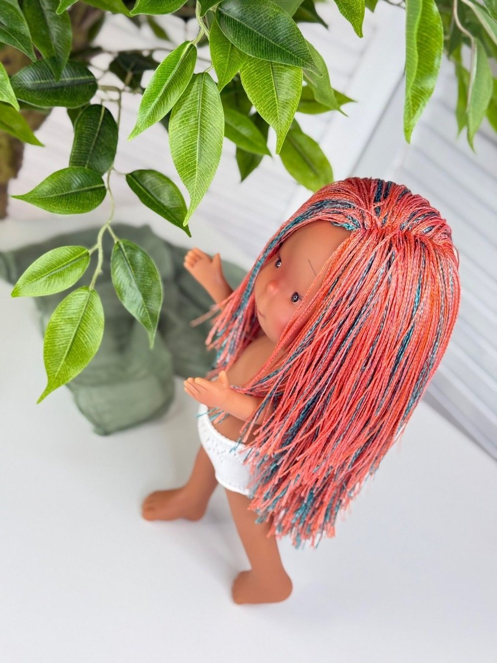 Кукла Nines виниловая 30см PIPPA LATINA без одежды (2899WL6)