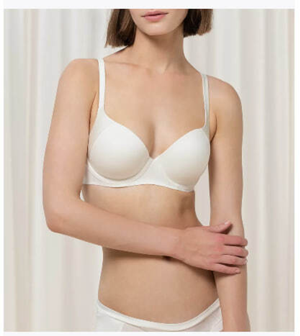 Бюстгальтер Triumph Body Make up Soft Touch WP