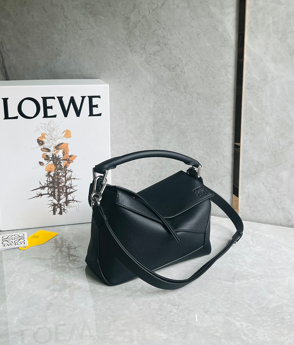 Loewe Small Puzzle 24 cm