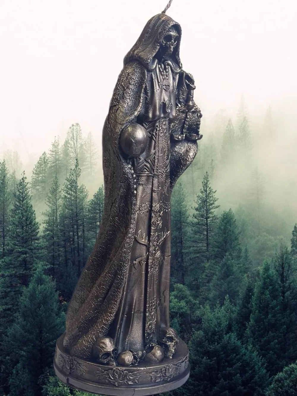 Свеча "Санта Муэрте"