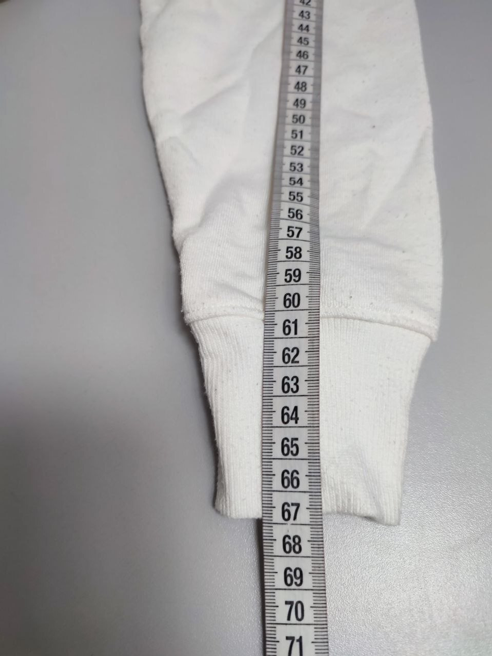 Толстовка H&M светлая 42 размер