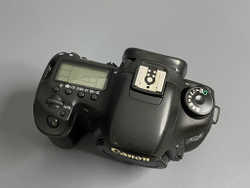 Canon EOS 7D 111.000 кадров