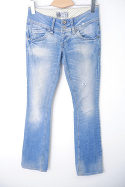 Джинсы базовые 42 размер