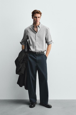 ZARA БРЮКИ-БАНАНЫ ИЗ ЛИОЦЕЛЛА И ХЛОПКА, ВЫЦВЕТШИЙ СИНИЙ