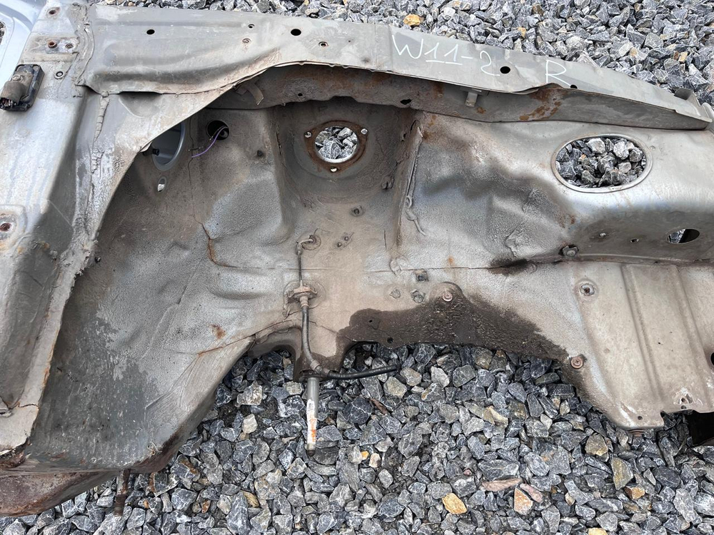 Лонжерон передний правый NISSAN EXPERT 2001