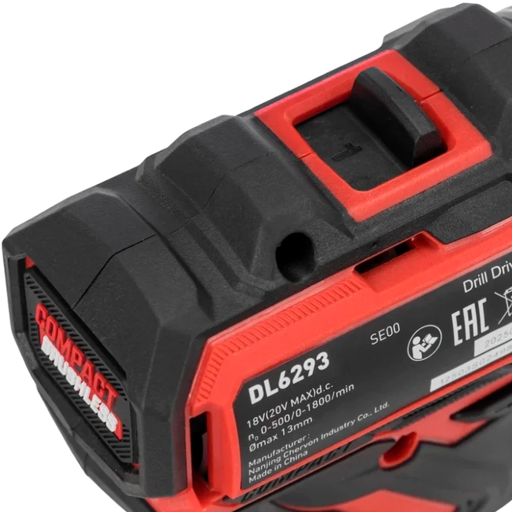 SKIL DL6293 аккумуляторная дрель-шуруповерт с аккумуляторным винтовертом ID6739, ЗУ SC0060 (60W), АКБ BY5197 (2 Ач), АКБ BY5196 (4 Ач) и сумкой в комплекте 9-1-034