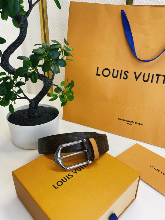 Louis Vuitton Кожаный ремень