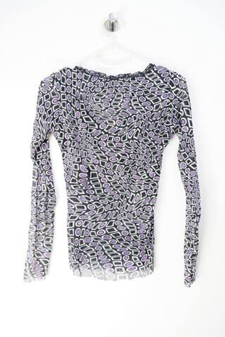 Блузка для лаконичного образа, визуально на 42 размер