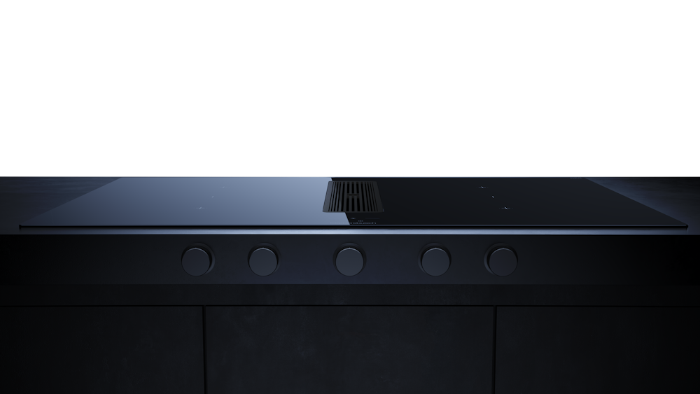 Индукционная варочная поверхность с вытяжкой Kuppersbusch с чёрными ручками KMI 9850.1 SR-S Black Chrome