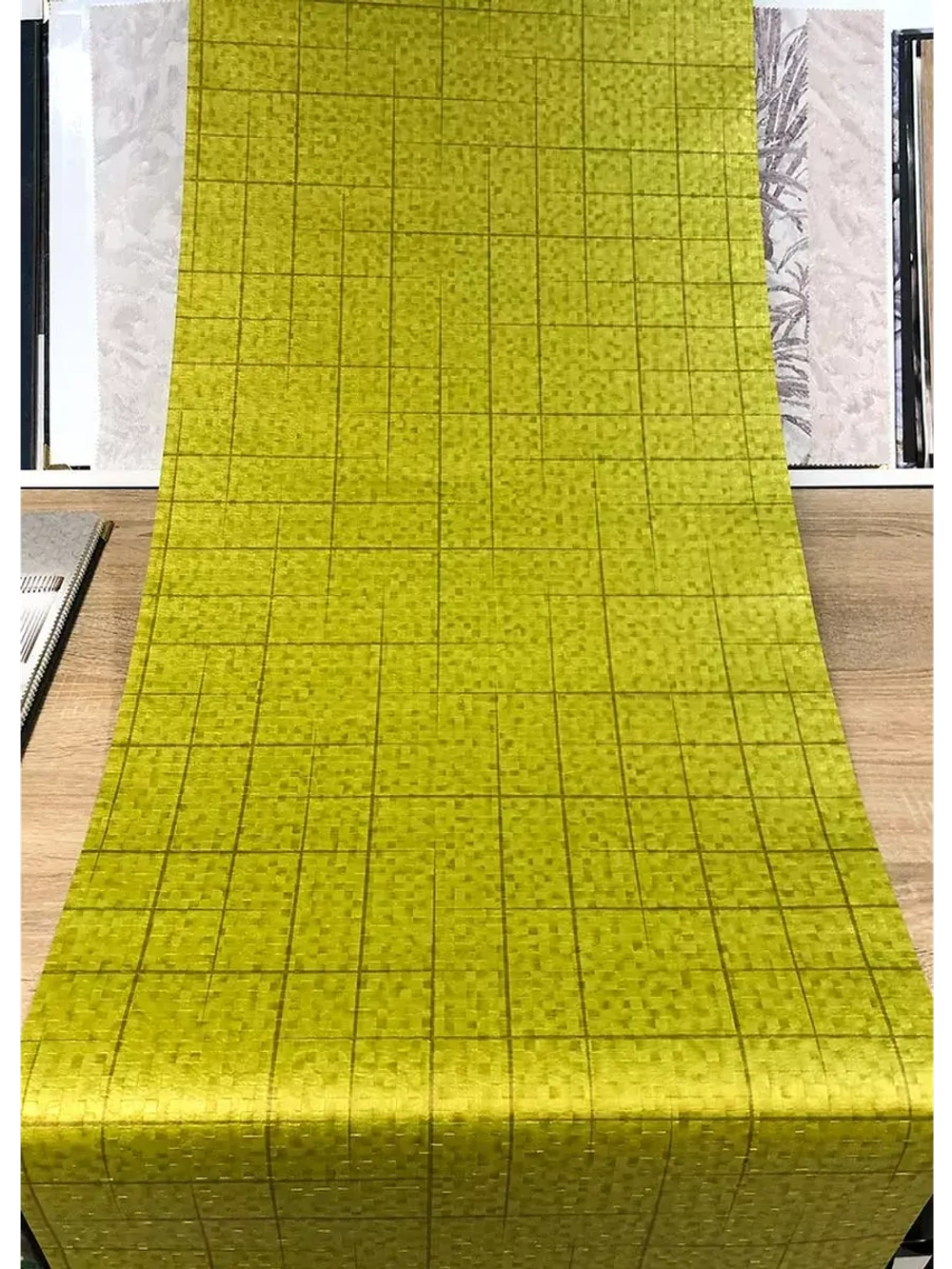 Обои флизелиновые 75723 Gotham Италия