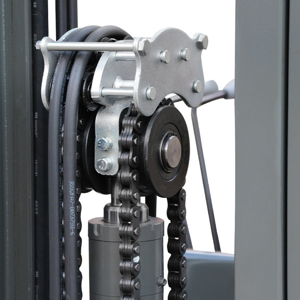 Электрический вилочный погрузчик CPD15-HA2 со свободным подъемом и боковым смещением вил