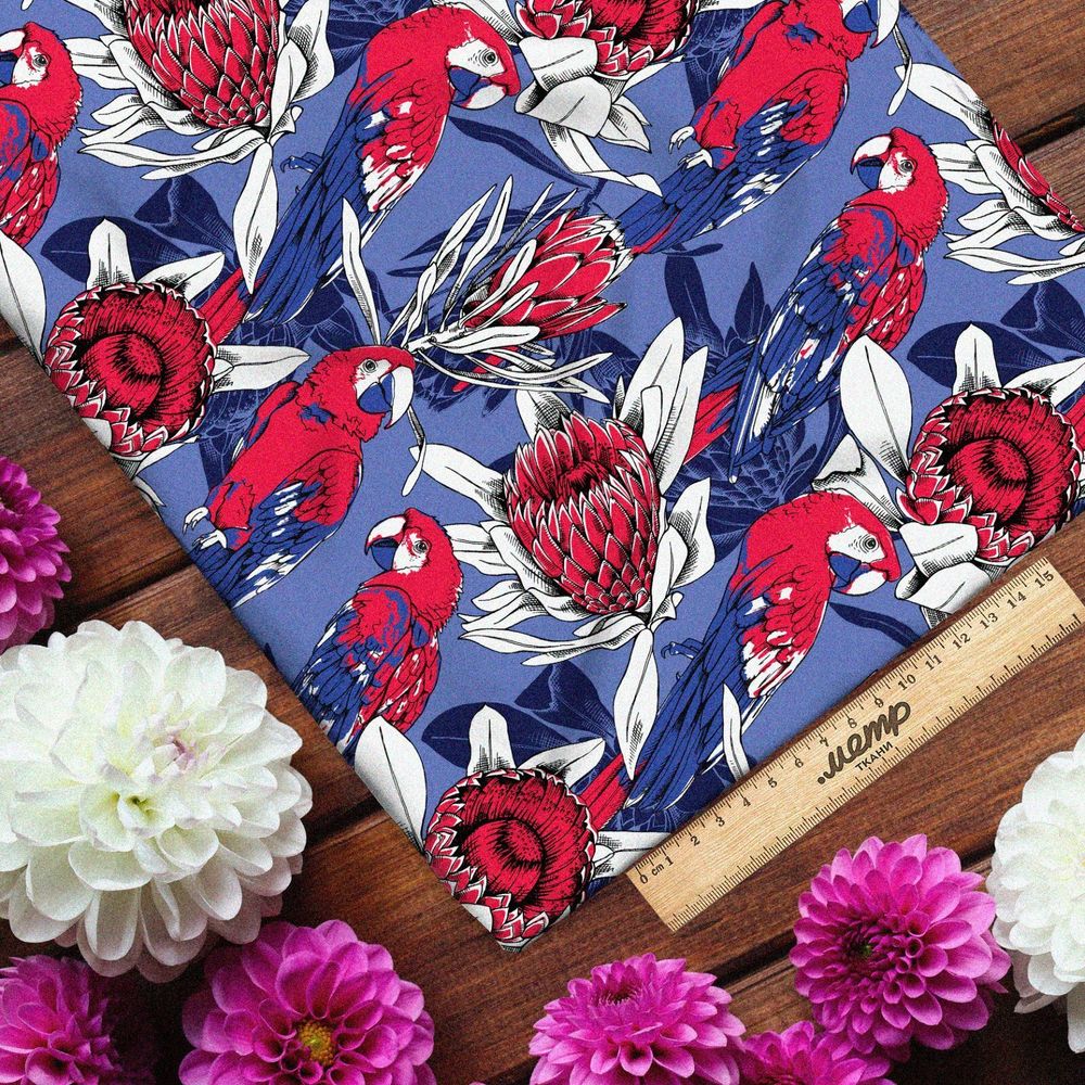 Ткань шифон красные попугаи в цветах
