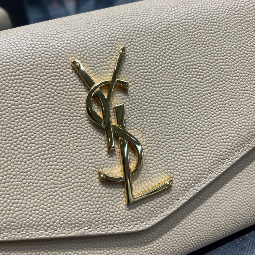 Saint Laurent Uptown Chain Wallet 19 cm