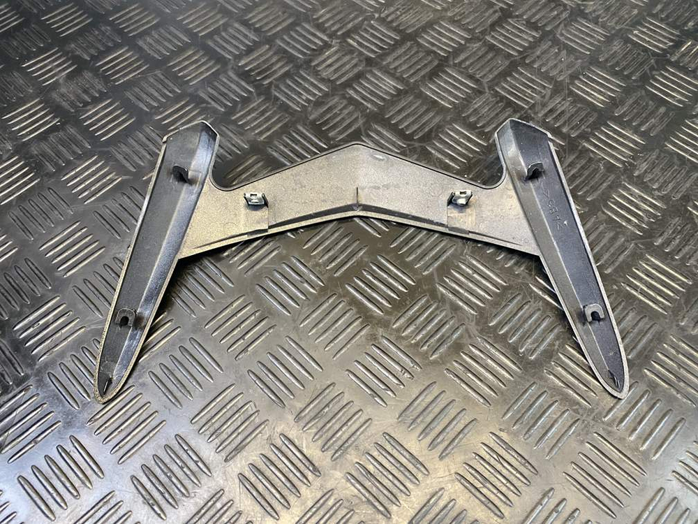 Пластик ветрового стекла Yamaha FJR1300A RP13A 2010