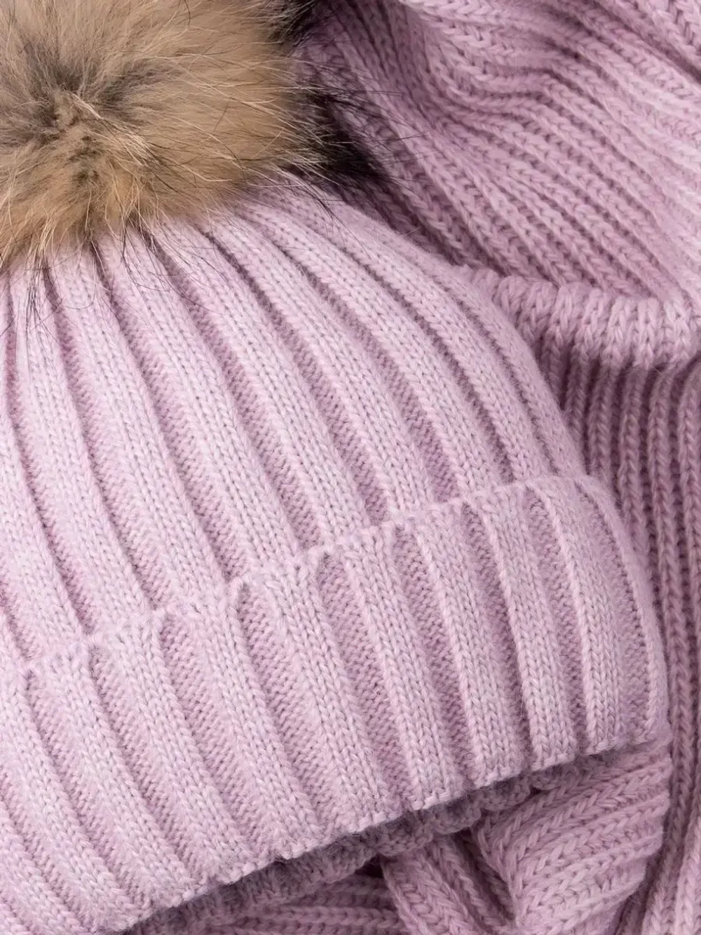 Шапка зимняя для девочки с помпоном и снуд