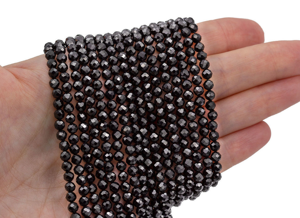 Нить бусин из шпинели 3мм, огранка