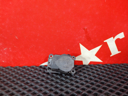 Моторчик заслонки отопителя