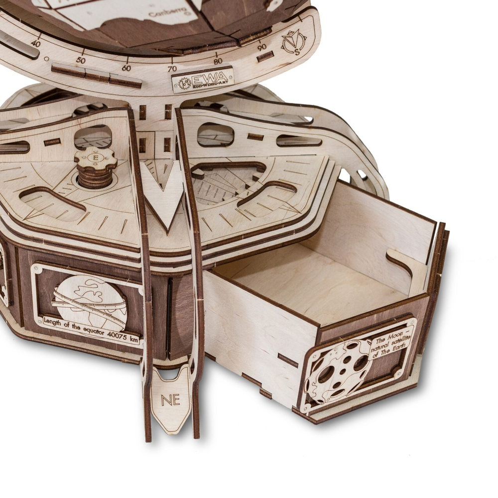 Сборная деревянная модель Глобус с потайной шкатулкой (коричневый) (EWA)