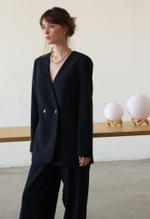 Жакет двубортный без воротника