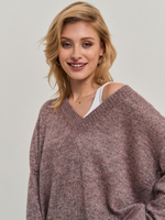 Пуловер розовый