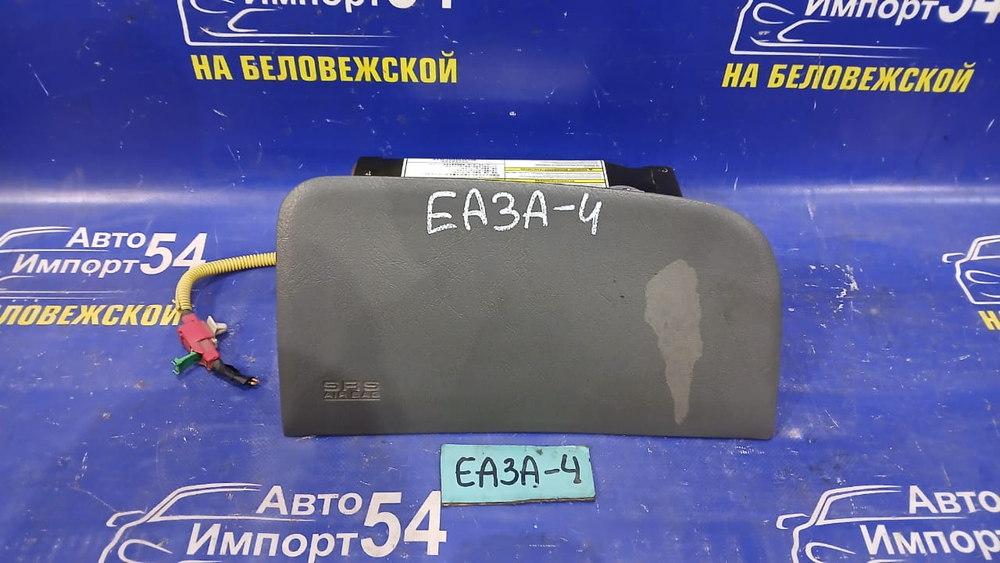 Подушка безопасности пассажирская MITSUBISHI GALANT 1999