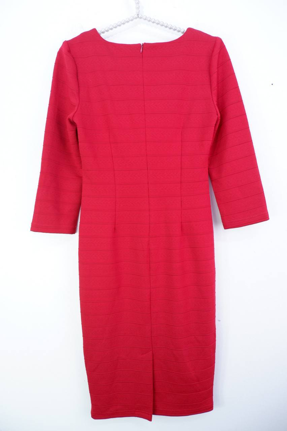 Платье Liza Muromskaya плотное, по фигуре, маркировка 38, по замерам 42 размер, новое