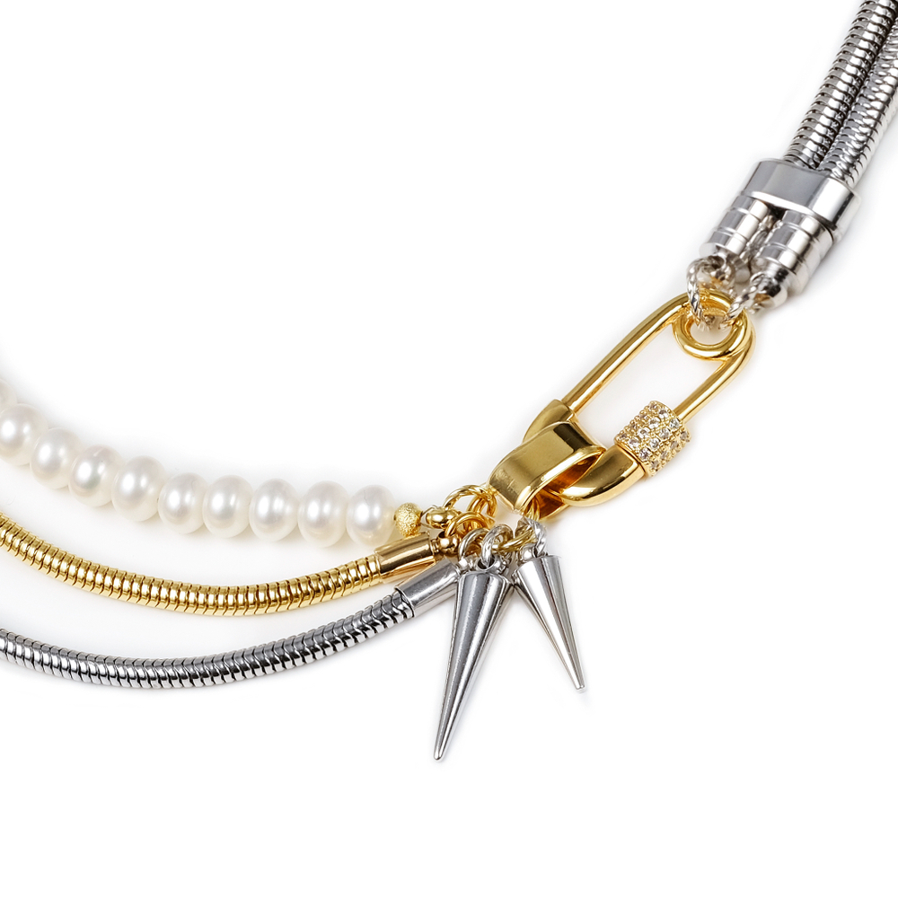 pearl spike choker