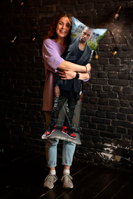 Дакимакура Канье Уэст №3