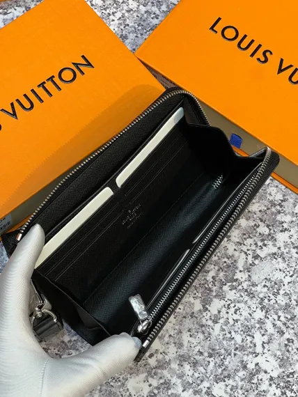 Бумажник Louis Vuitton Zippy Dragonne темно-серый