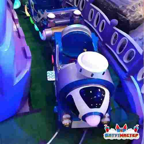 Рельсовый аттракцион для детей «Звёздный странник», 6 кабинок, 12 мест