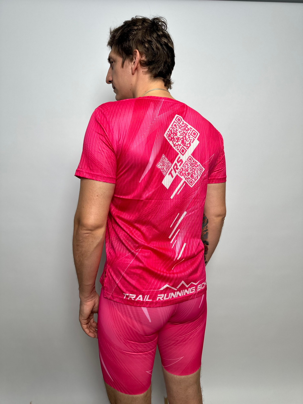 Футболка для бега TRS pink QR