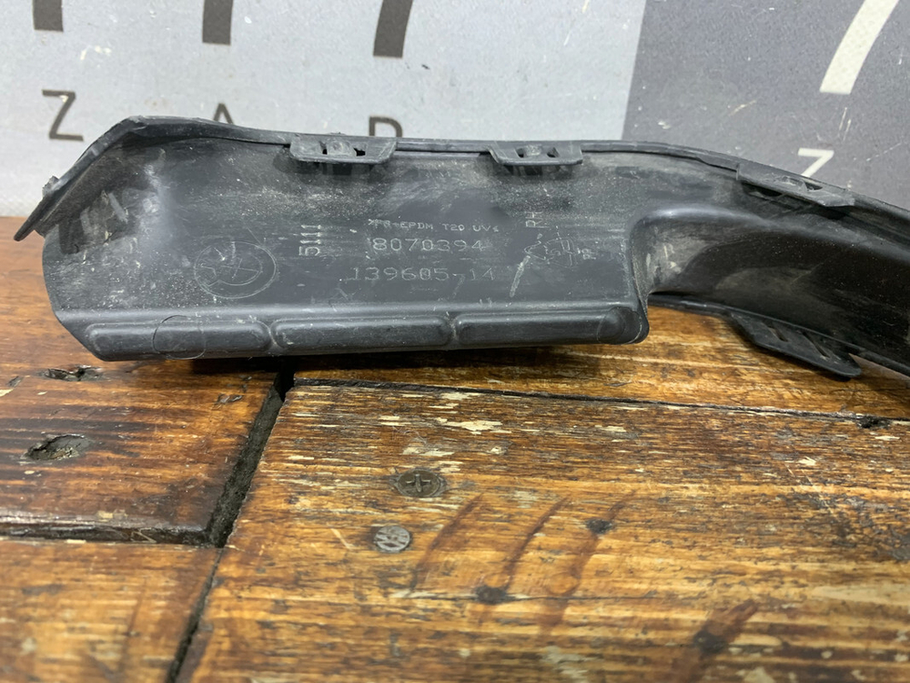 Накладка переднего бампера правая BMW X3 (G01) 17-нв Б/У Оригинал 51118070394