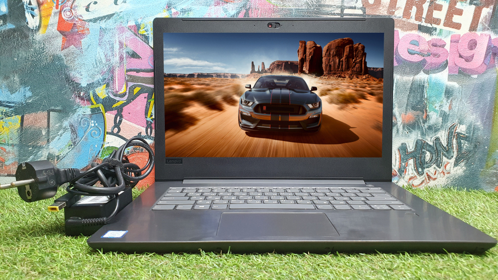 Ноутбук Lenovo i5-8/8Gb/FHD/V330-14IKB [81b000fcru]/Windows 11 Pro