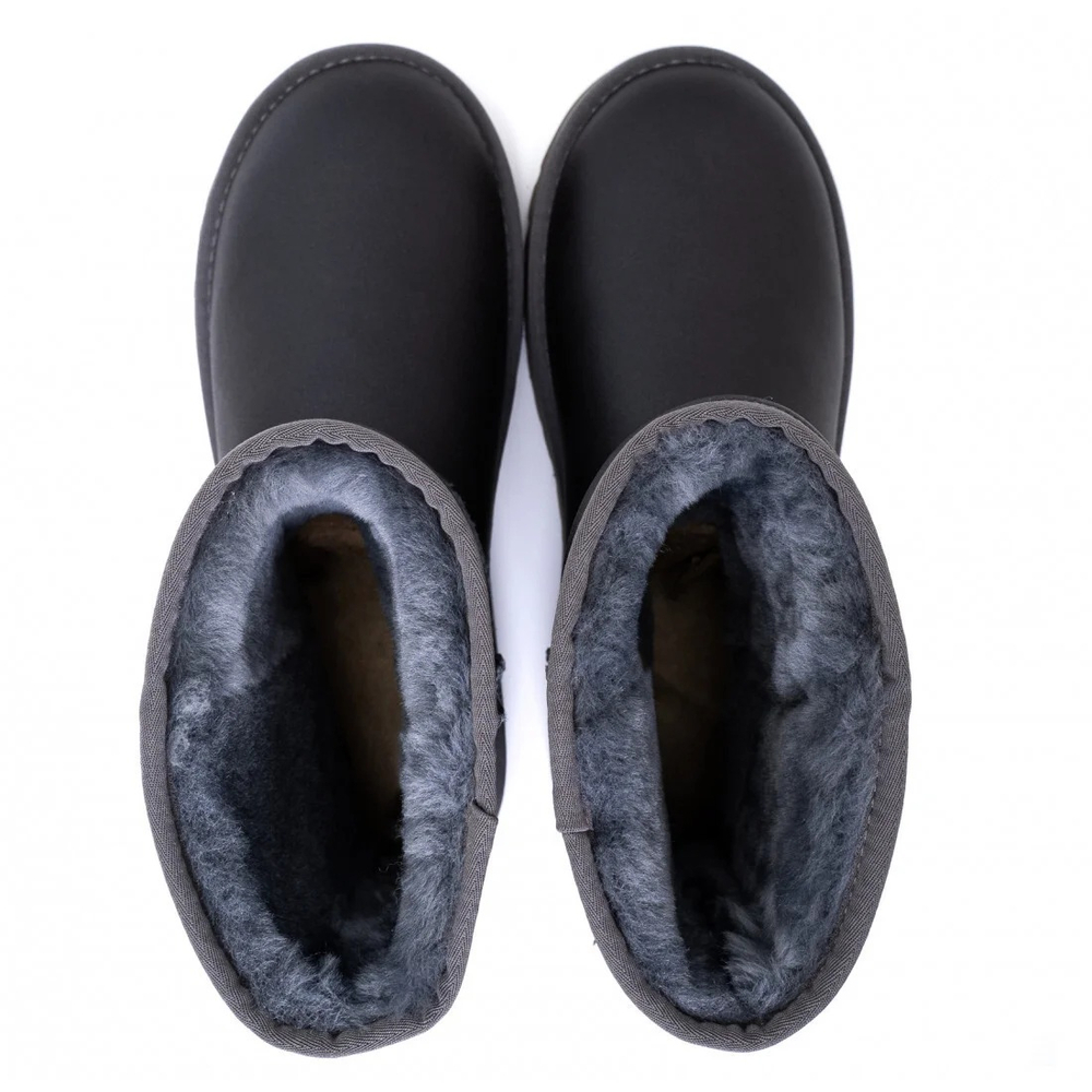 Ugg Men'S Classic Short Metallic Grey