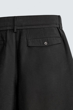 ZARA ШОРТЫ RELAXED FIT СО СКЛАДКАМИ И РЕМНЕМ, ЧЕРНЫЙ