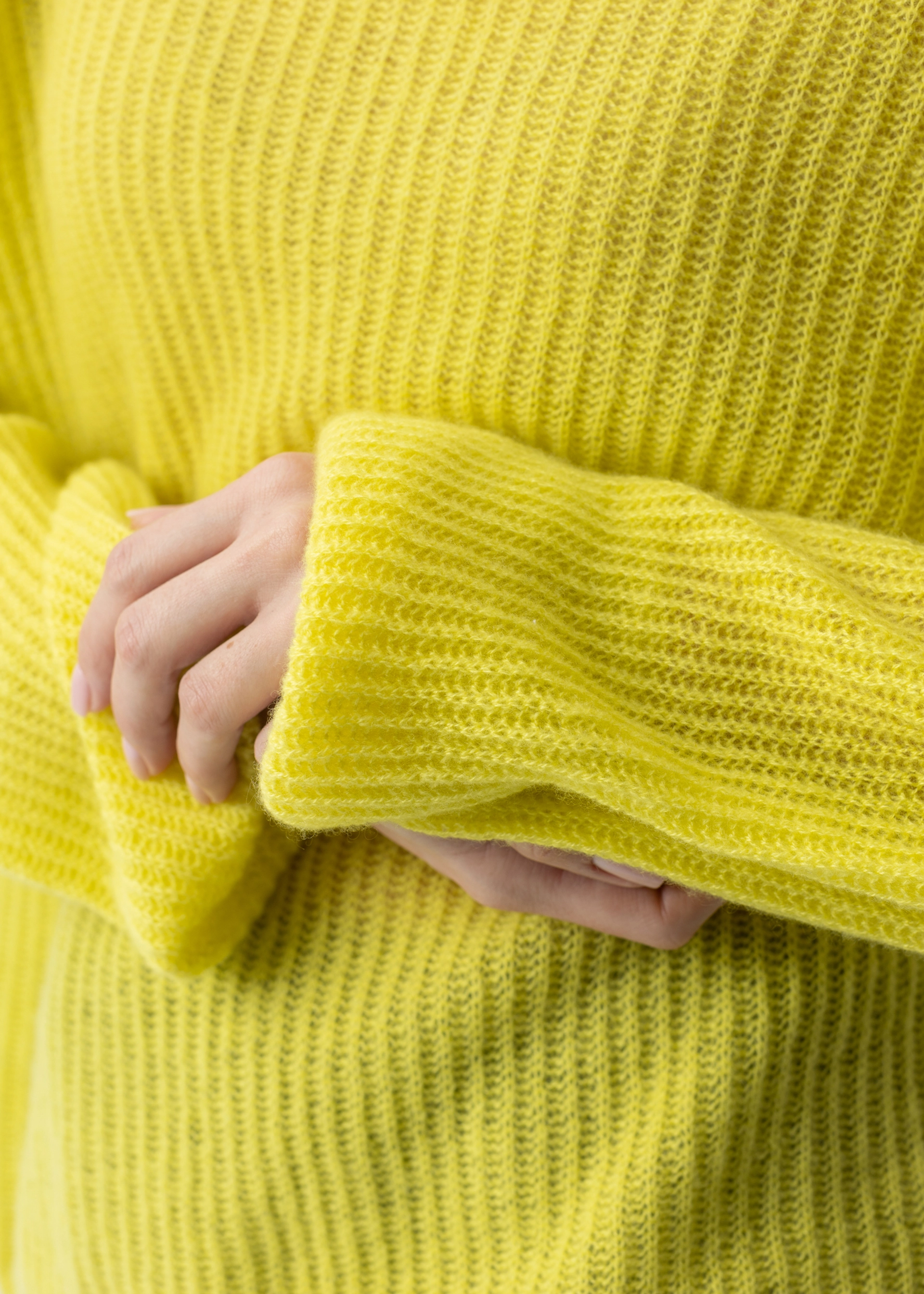 Кашемировый пуловер