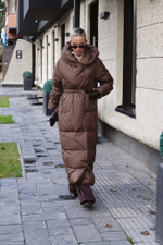 Пуховик с капюшоном в длине макси