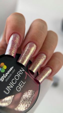 Bloom Unicorn Gel 10 - Гель моделирующий цветной, 15гр
