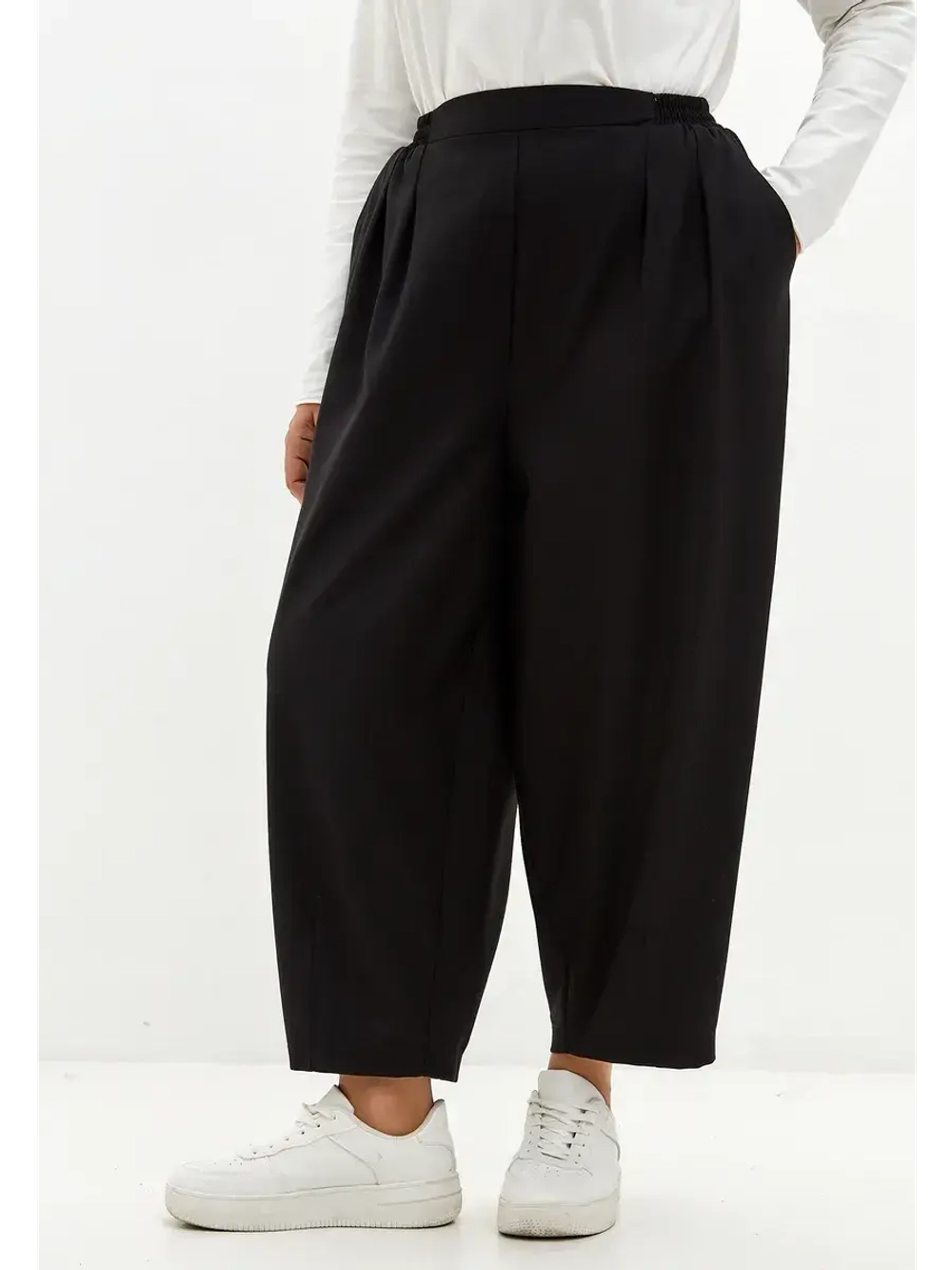 Брюки бананы классические