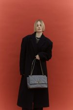 KELLY M серая