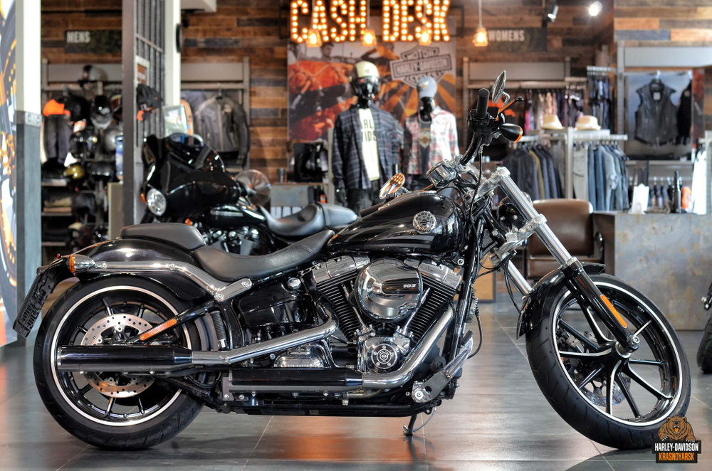 Harley-Davidson Softail Breakout MY15