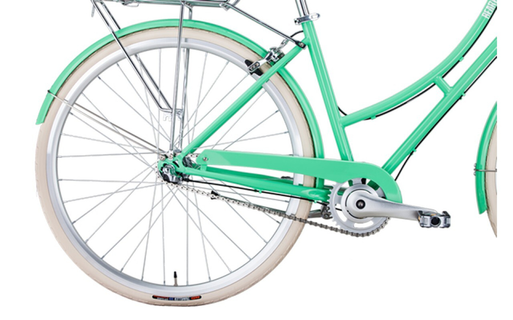 Дорожный велосипед Bear Bike Sochi (с фонарем) (2021)