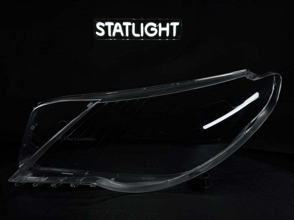 Левое стекло фары Volkswagen Passat СС 2008-2012 дорест