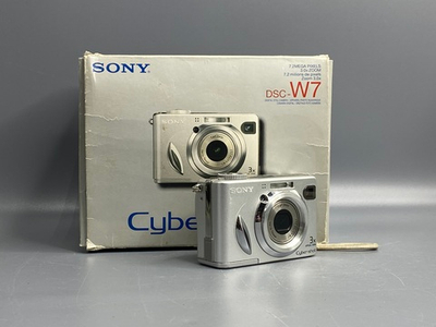 Sony Cyber-shot DSC-W7